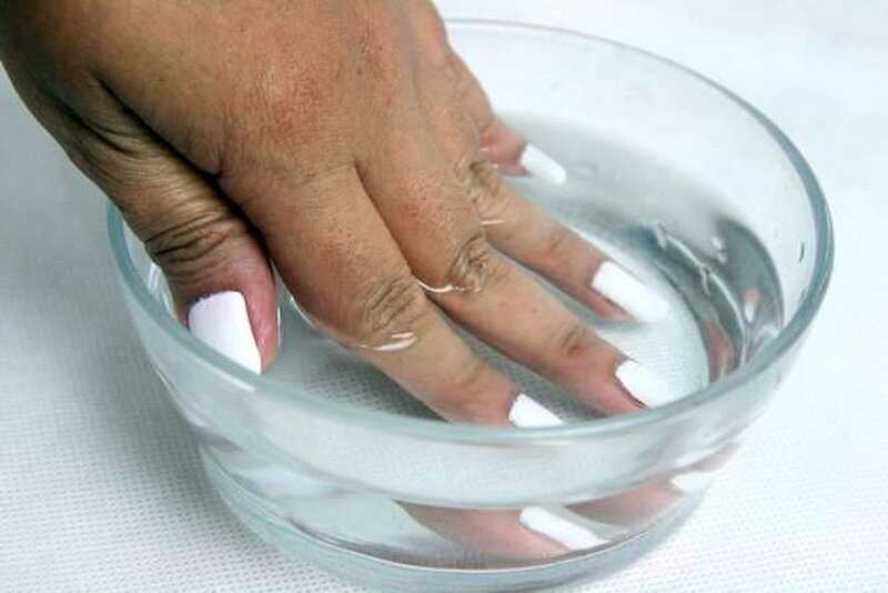 Как наклеить накладные ногти: полная инструкция