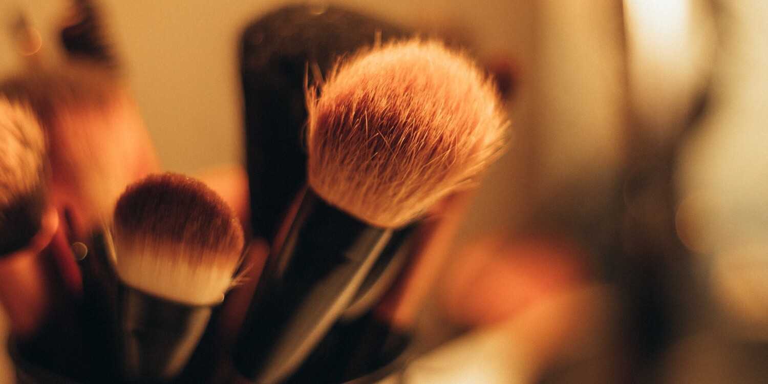 Кисти для макияжа: какие выбрать и как использовать